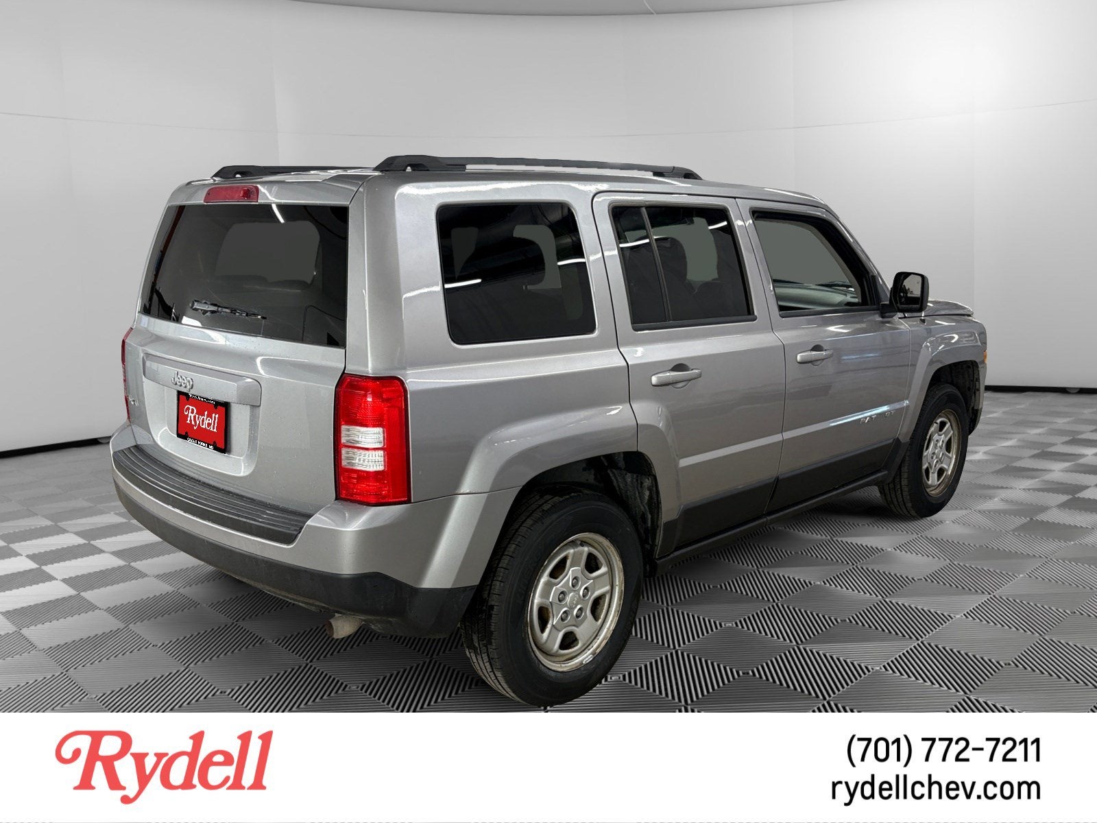 2015 Jeep Patriot — detail view