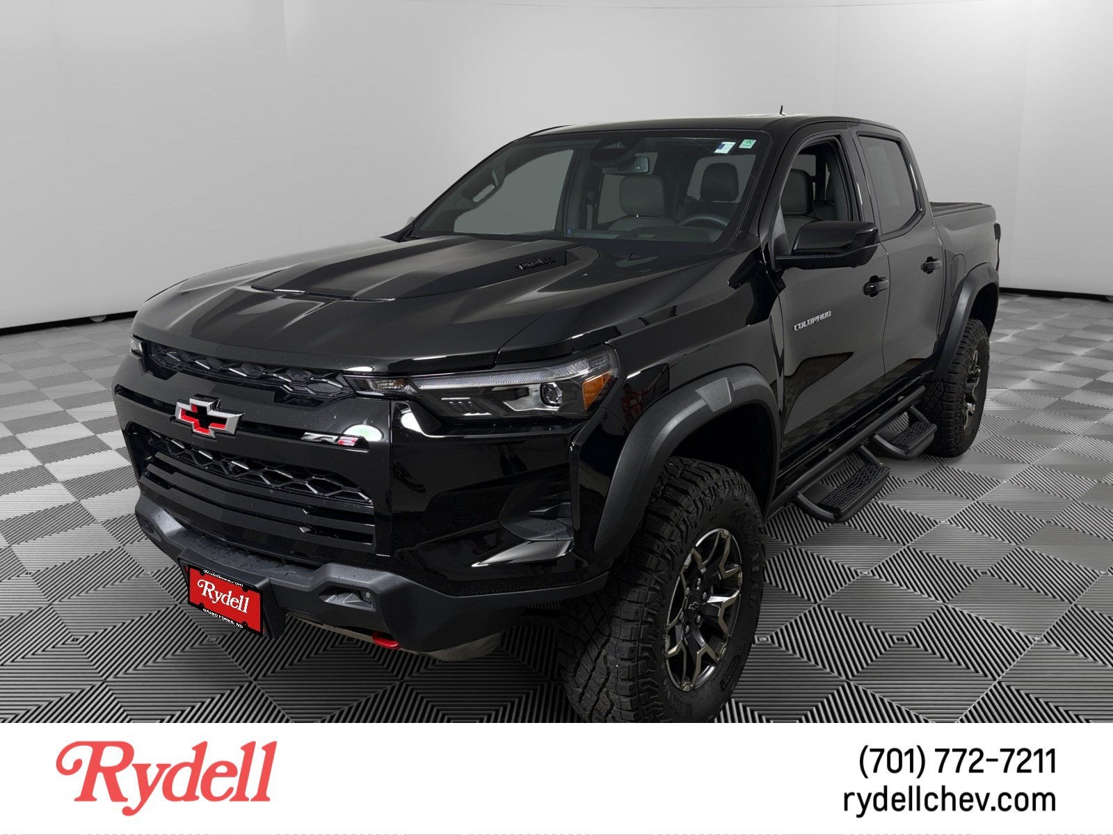2024 Chevrolet Colorado ZR2 in Black — front three-quarter view