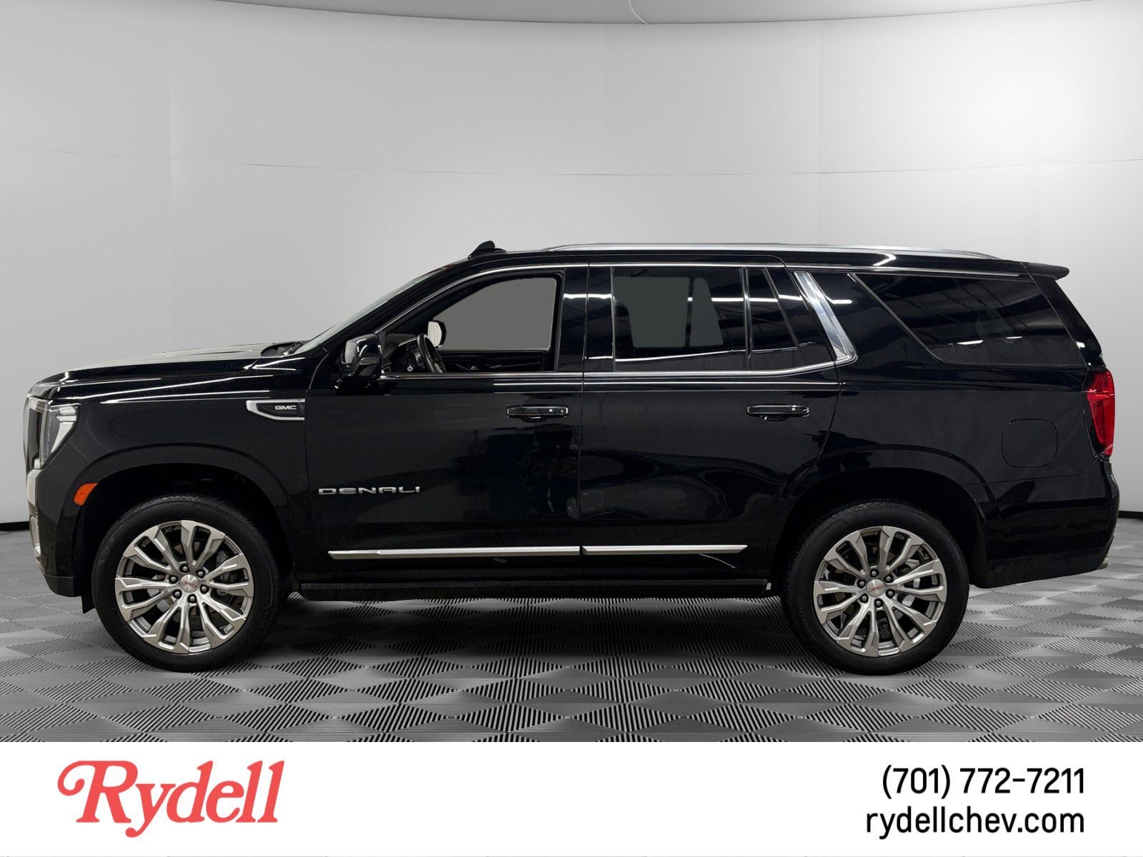 2024 GMC Yukon — side profile view