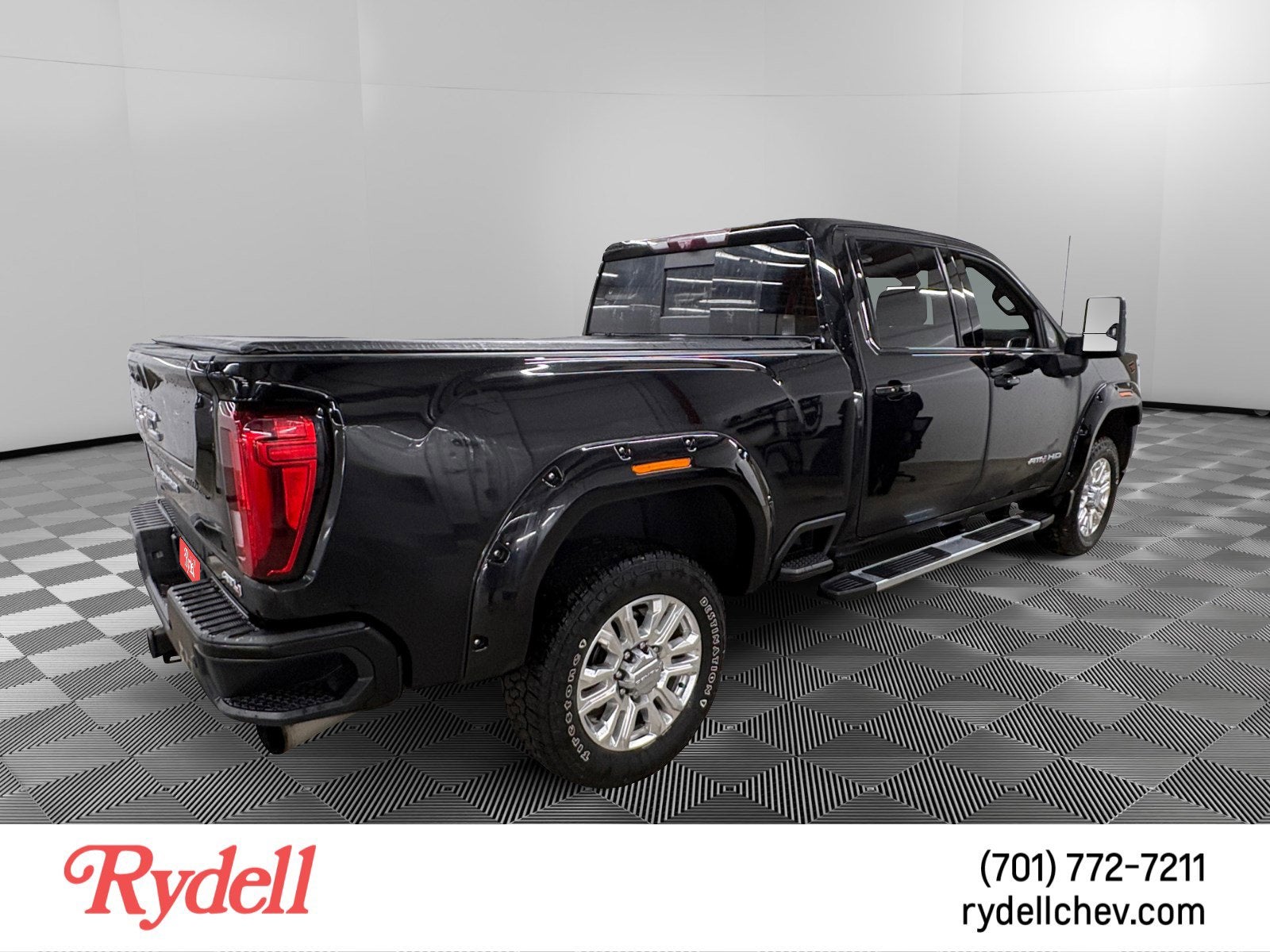2020 GMC Sierra 3500 HD — detail view