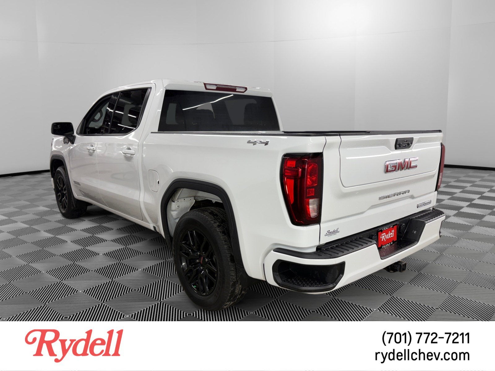 2025 GMC Sierra 1500 — rear three-quarter view
