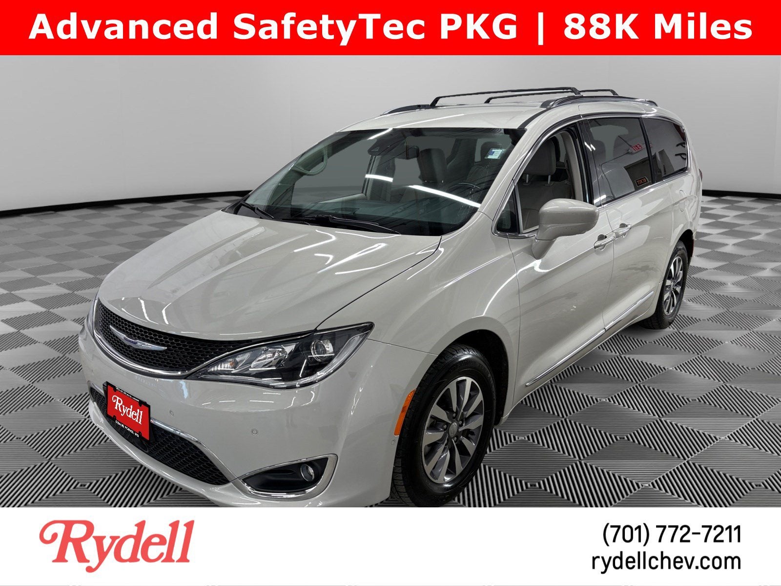 2020 Chrysler Pacifica Touring L Plus in White — front three-quarter view