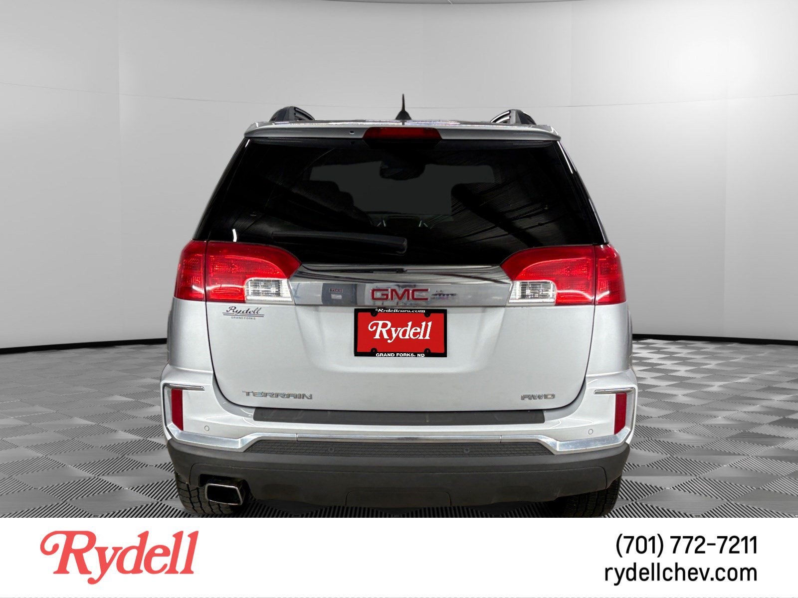 2016 GMC Terrain — interior view