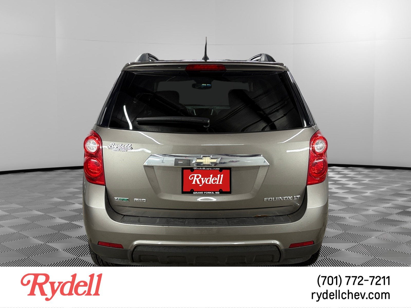 2012 Chevrolet Equinox — interior view