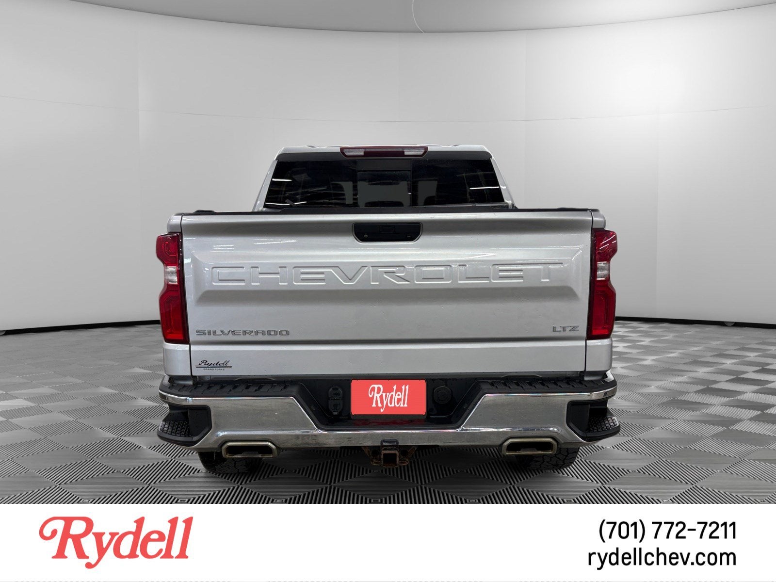 2019 Chevrolet Silverado 1500 — interior view