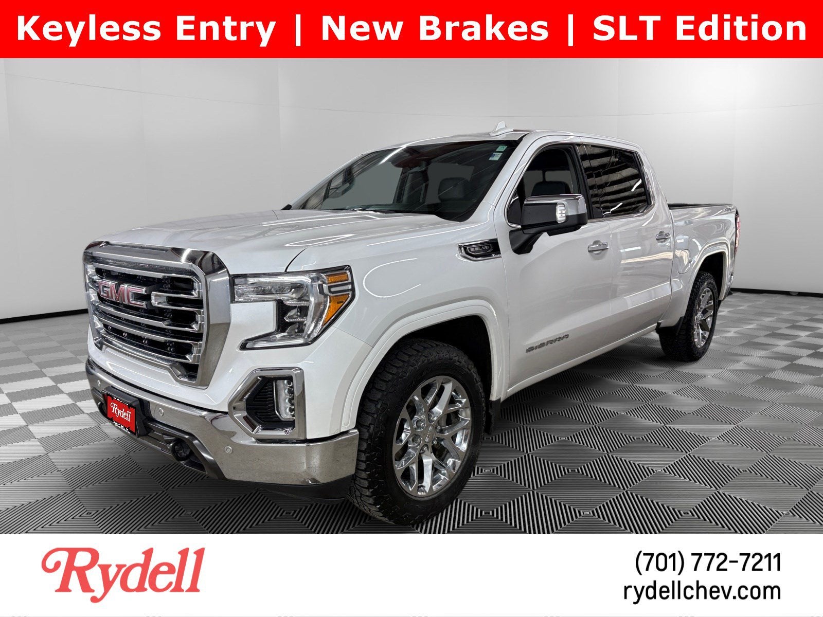 2019 GMC Sierra 1500 SLT in White Frost Tricoat — front three-quarter view