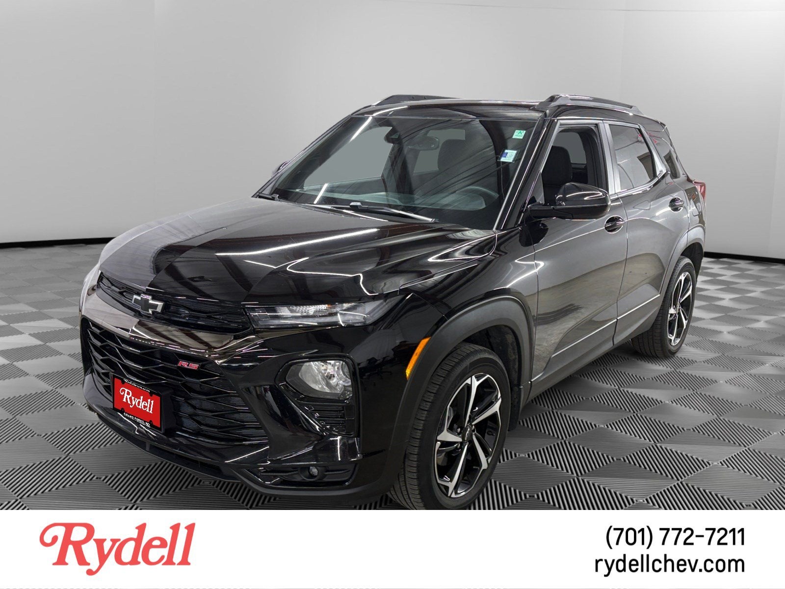 2023 Chevrolet Trailblazer RS in Mosaic Black Metallic — front three-quarter view