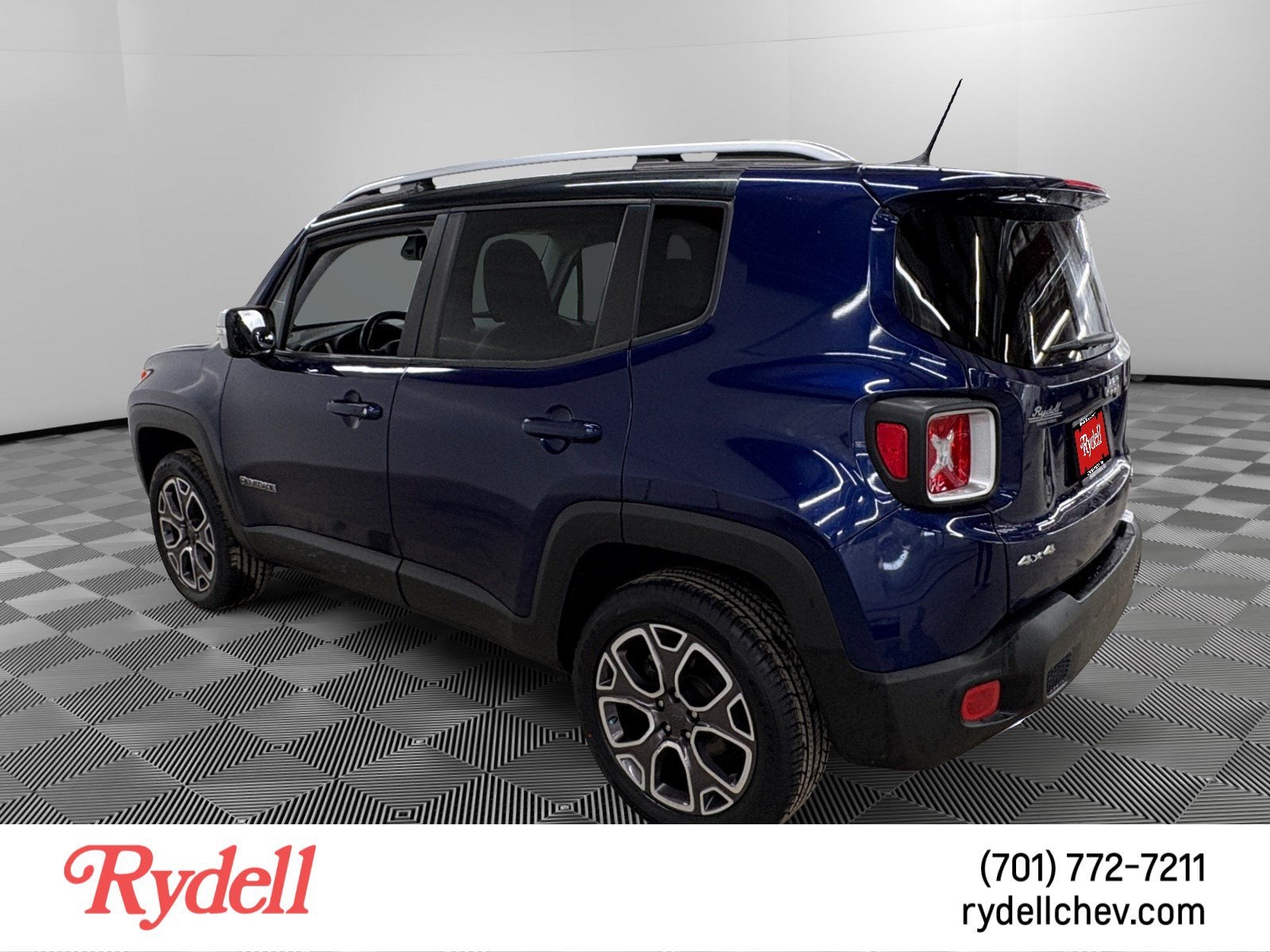 2016 Jeep Renegade — rear three-quarter view