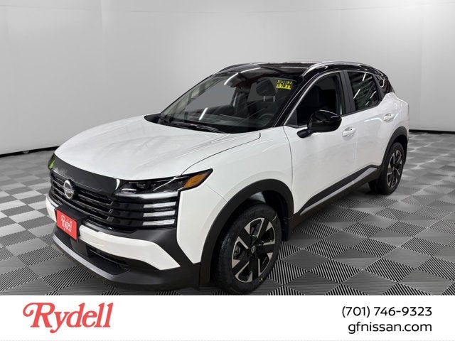 2026 Nissan Kicks SV in Aspen White Tricoat/Super Black — front three-quarter view