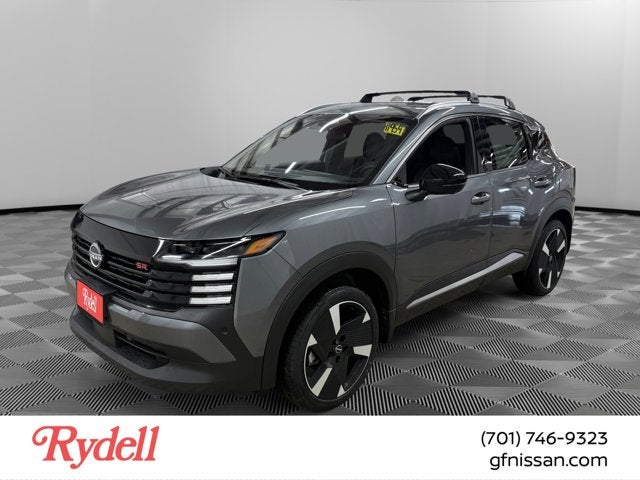 2026 Nissan Kicks SR in Gun Metallic — front three-quarter view